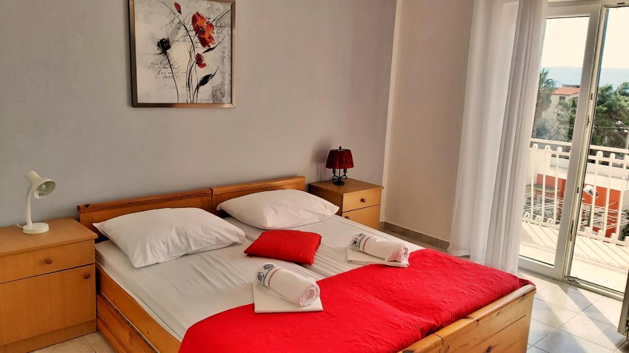 Apartments Mandalinic Omiš Dış mekan fotoğraf