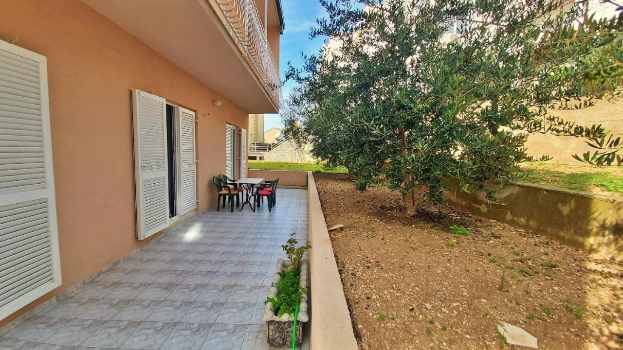 Apartments Mandalinic Omiš Dış mekan fotoğraf