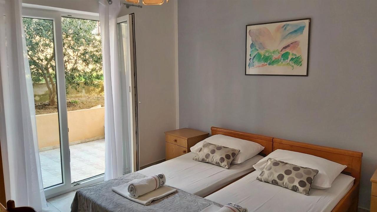 Apartments Mandalinic Omiš Dış mekan fotoğraf