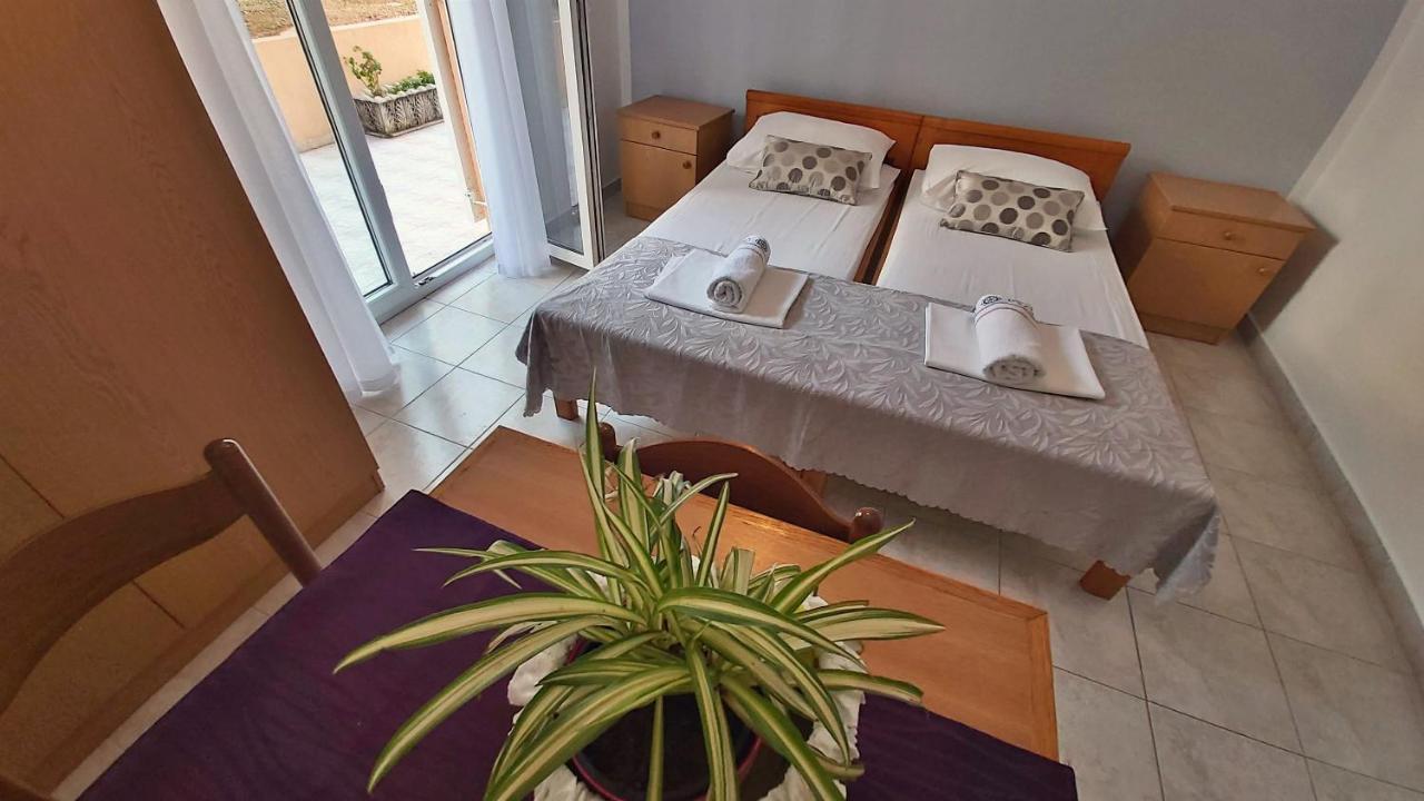 Apartments Mandalinic Omiš Dış mekan fotoğraf